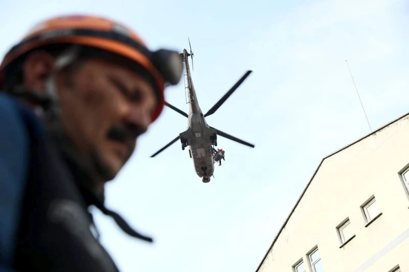 AFAD: “Yaşanan sel nedeniyle Kastamonu’da 10, Sinop’ta 1 vatandaşımız maalesef hayatını kaybetmiştir”
