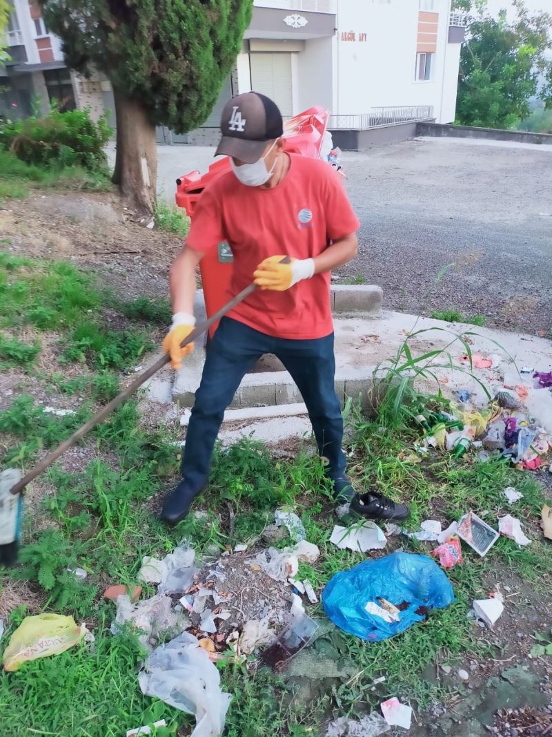 Alaplı’nın köylerindeki biriken çöpler toplanmaya başlandı
