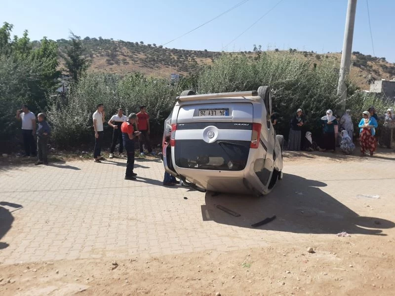 Yokuş aşağı inen araç takla attı: 1 yaralı
