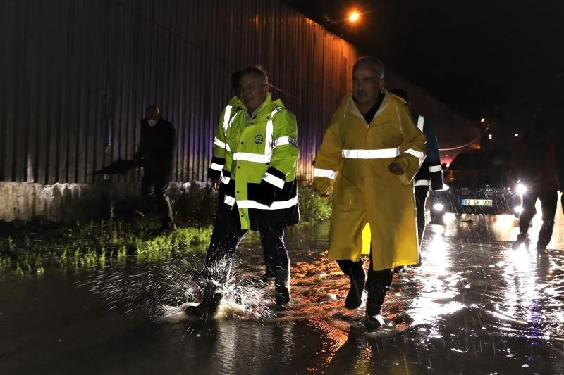 Hilmi Güler: “Tedbiri elden bırakmadan çalışmalarımızı sürdürüyoruz”
