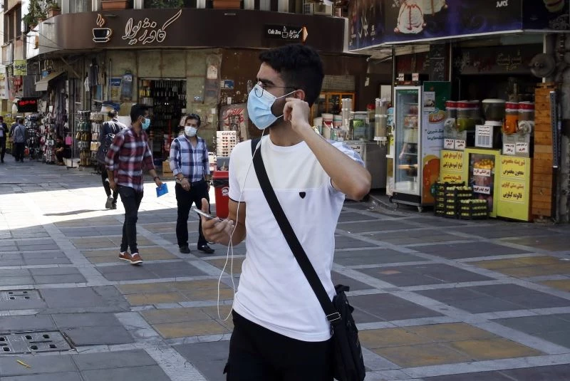 İran’da artan vakalar 6 günlük kapanma getirdi
