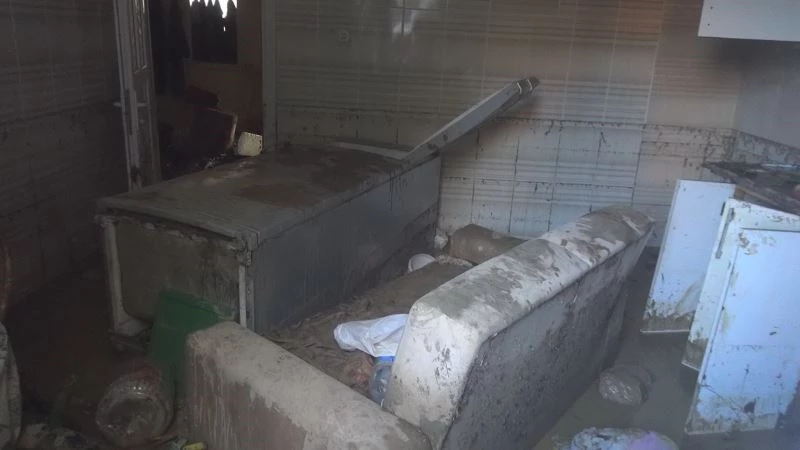 (Özel) Yaşlı çift sel dehşetini korku dolu gözlerle anlattı
