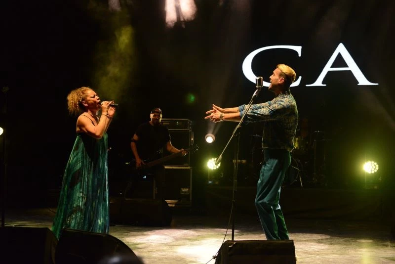 Festivalde muhteşem düet
