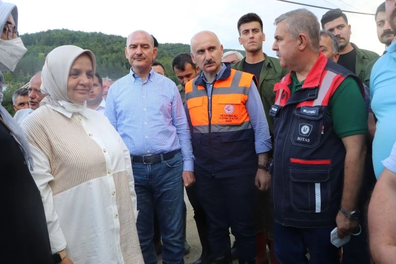 Bakan Soylu’dan selzedelere: “Sonuna kadar yanınızdayız”
