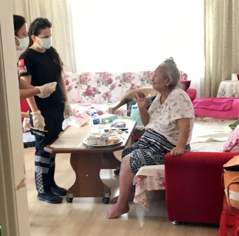 Tencereyle yardım istedi kurtuldu
