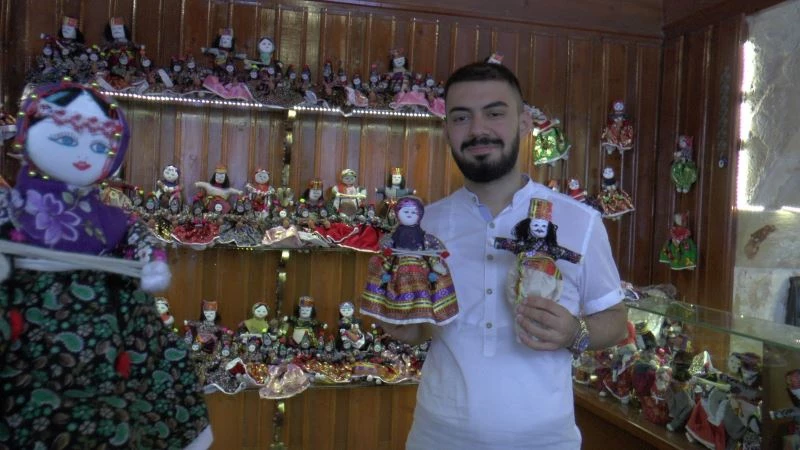 Doğal malzemelerden yapılan Ezo gelin bebekler yurt dışından ilgi görüyor
