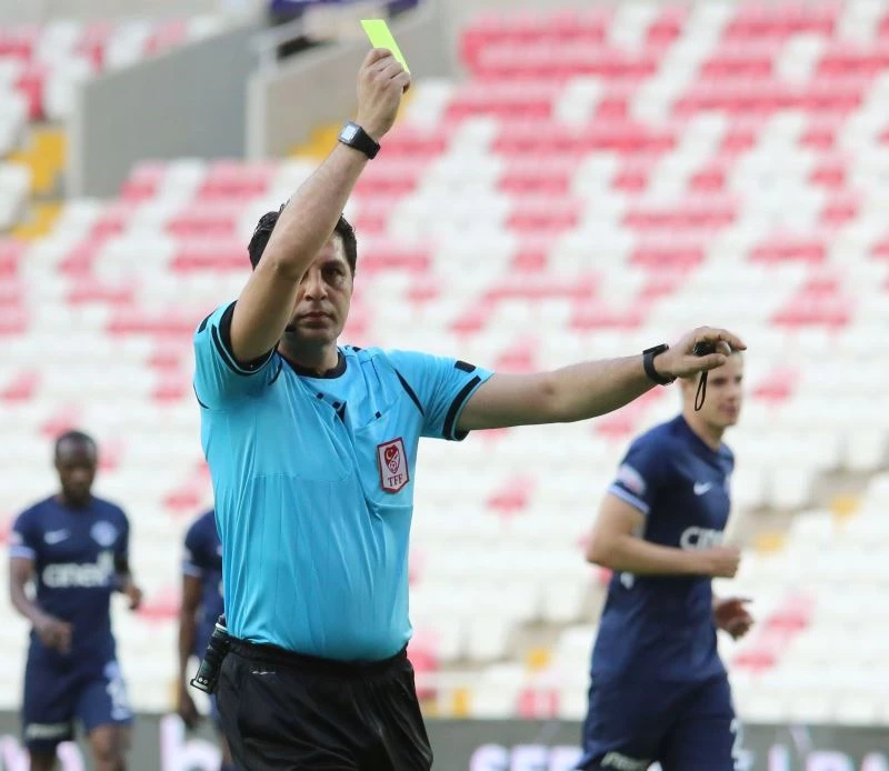 Sivasspor-Konyaspor maçının VAR’ı Mustafa Öğretmenoğlu
