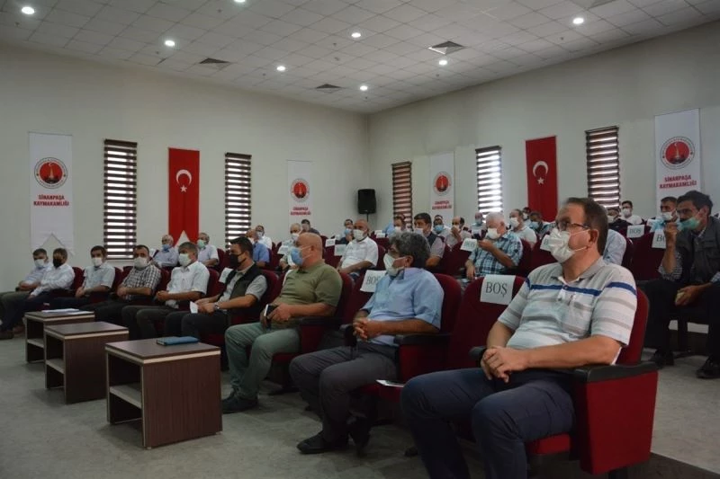 Köy ve mahalle muhtarlarına eğitim verildi
