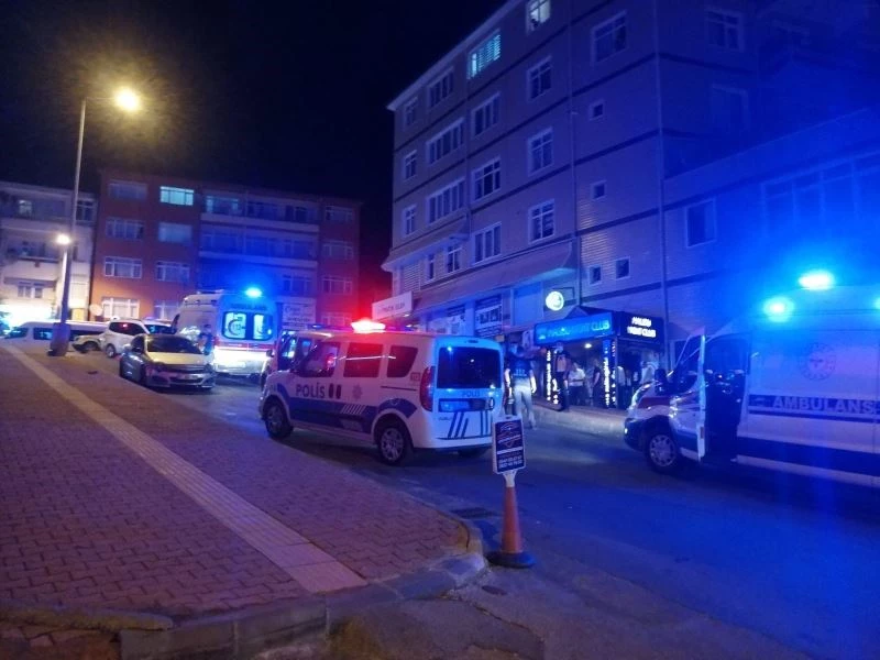 Barda çıkan kavgada 4 kişi hastanelik oldu
