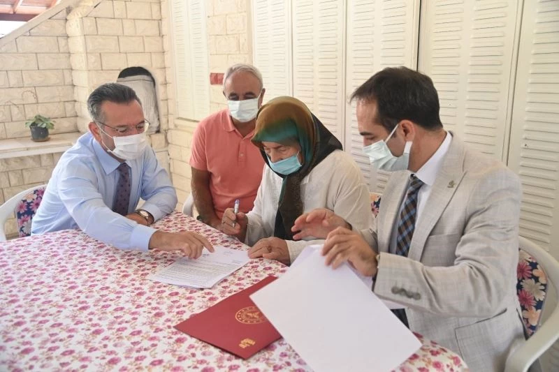 Aydınlı hayırsever Kuşadası’na ’Acil Sağlık Hizmetleri İstasyonu’ yaptıracak
