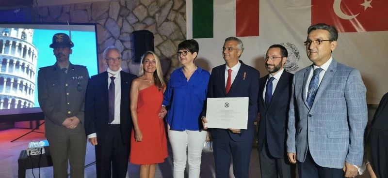 İtalya’dan Murat Saraç’ Şövalye ünvanı
