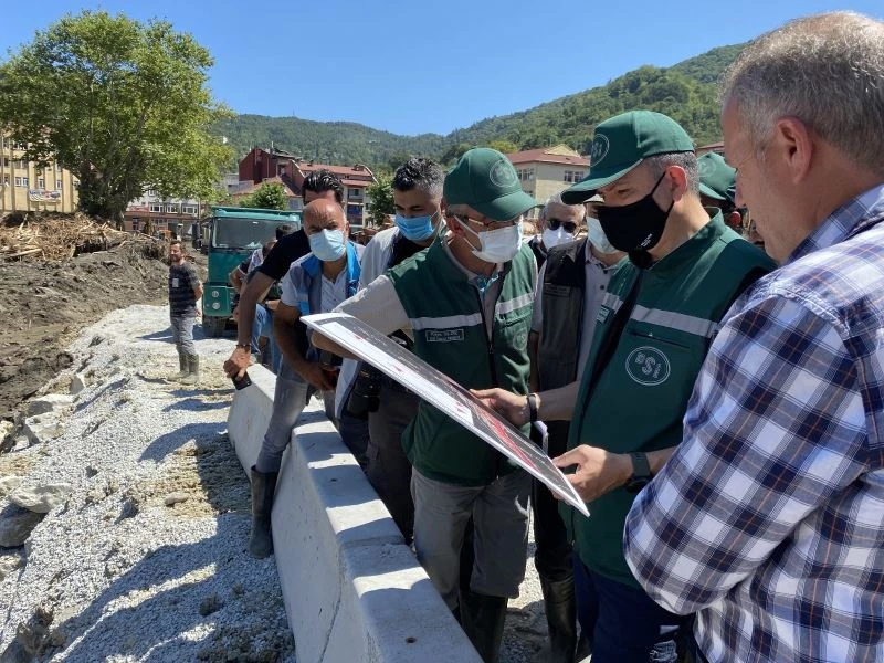 Bakan Pakdemirli: “Şükürler olsun artık ilçede işler yoluna ve rayına koyulmuş durumdadır”
