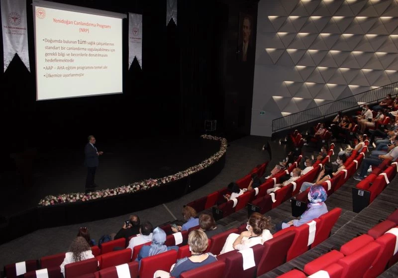 Yeni doğum oranlarını en aza indirmek için eğitim veriliyor
