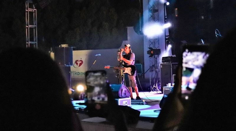 Duman’dan Denizlili müzik severlere unutulmaz konser
