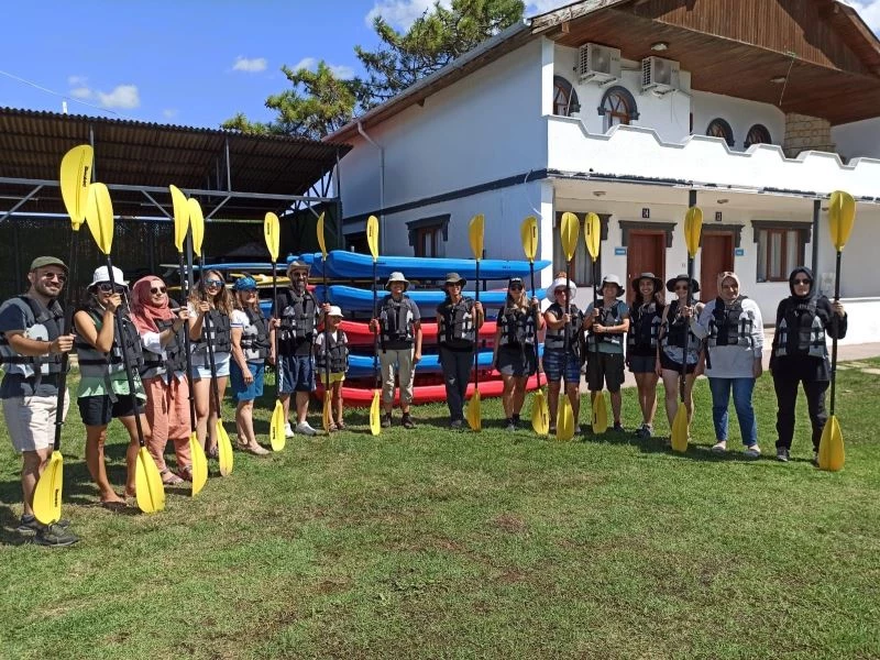 Sarısu Gençlik Kampı Türkiye’nin dört bir yanından öğretmenleri ağırladı
