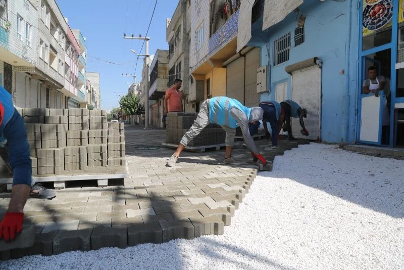 Eyyübiye sokakları kilitli parke taşlarla döşendi
