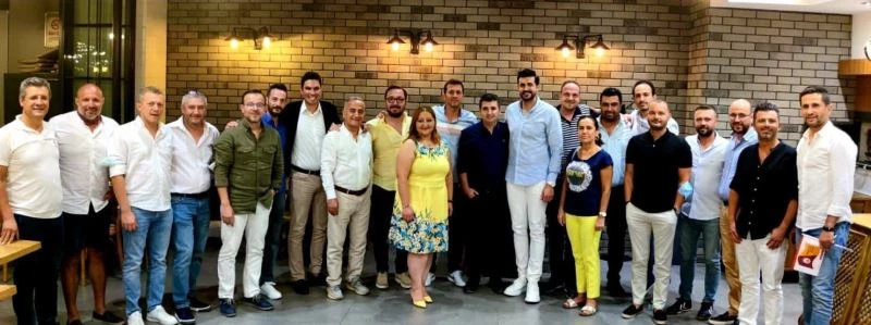 Fenerbahçe ve Galatasaray taraftarlarından dostluk mesajı
