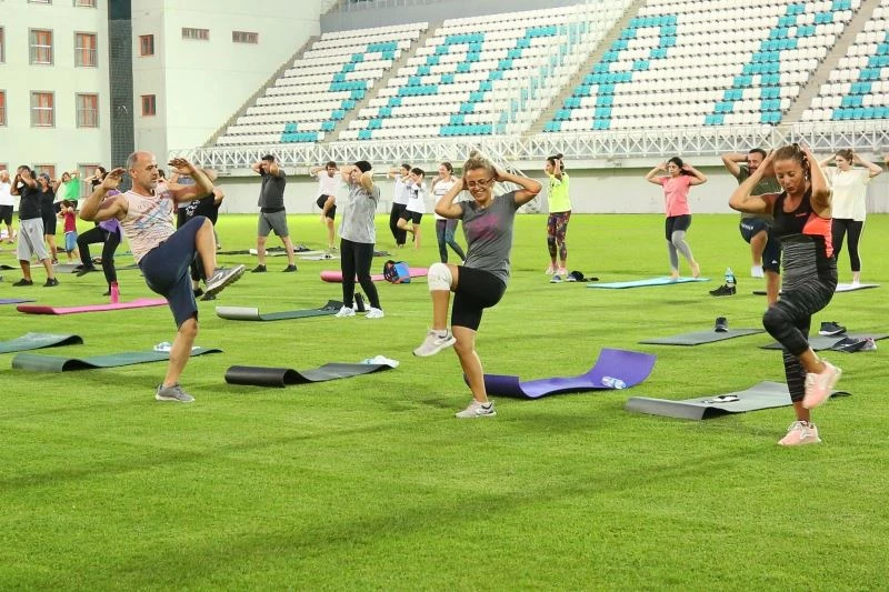 Nilüfer Belediyesi’nden isteyenlere tabata eğitimi
