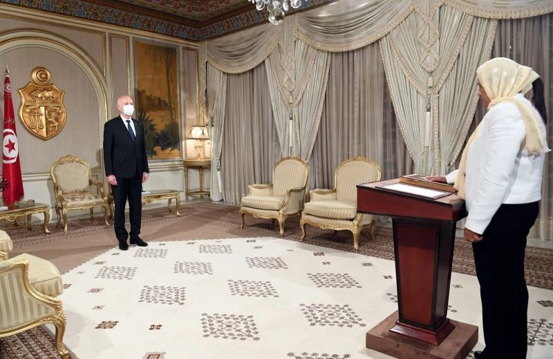 Tunus Cumhurbaşkanı Said iki bakanı görevden aldı
