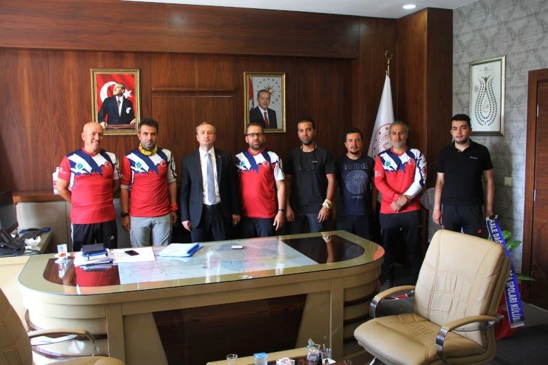 Kırıkkaleli dağcılardan Ağrı Milli Eğitim Müdürü Kökrek’e hayırlı olsun ziyareti
