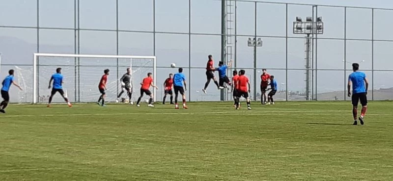 Hazırlık Maçı: 24 Erzincanspor: 1 - Elazığspor: 0
