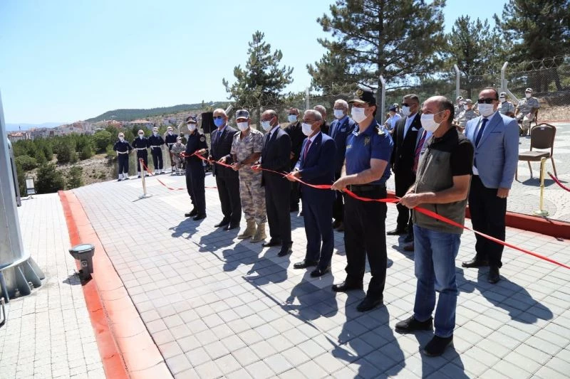 Kütahya’yı temsilen 43 metre uzunluğundaki göndere Türk bayrağı çekildi

