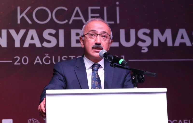Bakan Elvan: “2021’de yüzde 8’in üzerinde bir büyüme bekliyoruz”
