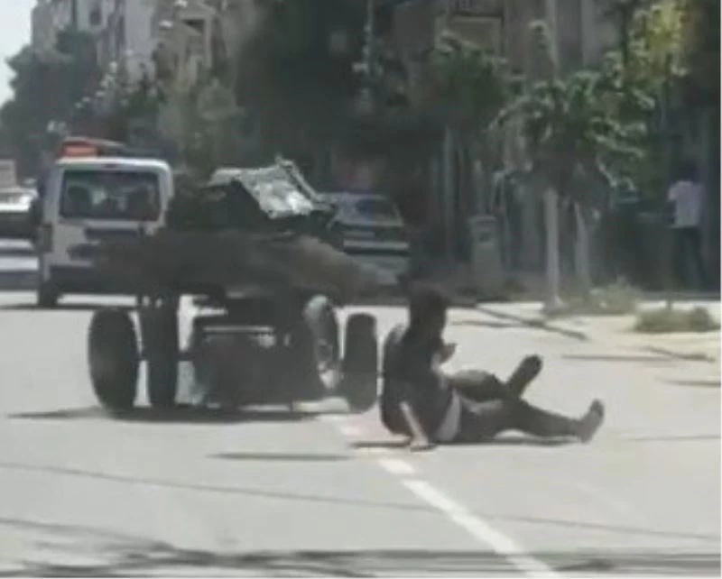 Kontrolden çıkan at arabasının altında kaldı
