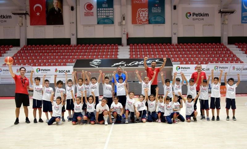 Aliağalı çocuklar, yaz tatillerini spor yaparak değerlendirdi
