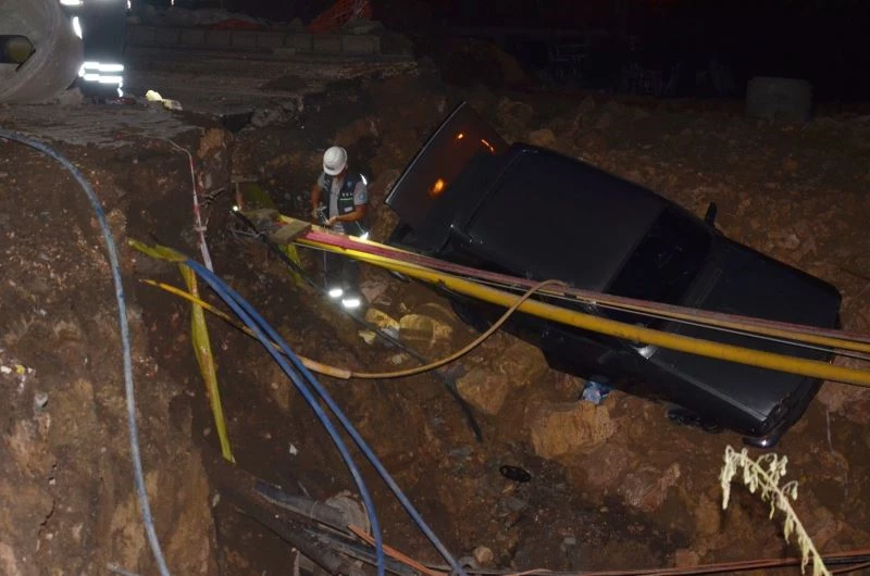 Ordu’da faciadan dönüldü: Kaza yapan otomobil doğal gaz borusunu patlattı
