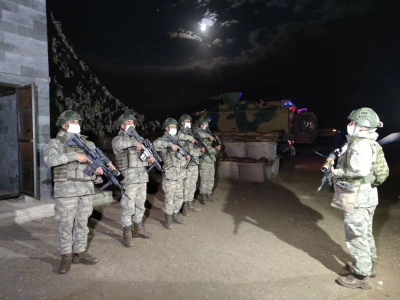 İran sınır hattında yasa dışı geçişlere anında müdahale ediliyor
