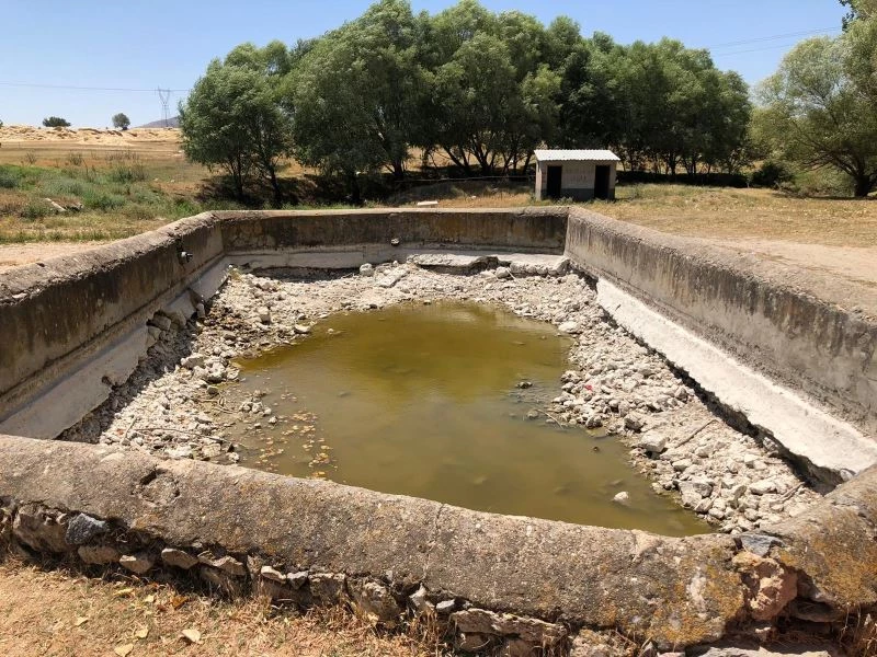 Susuzluk alarmının verildiği Afyonkarahisar’da 150 yıllık pınar kurudu
