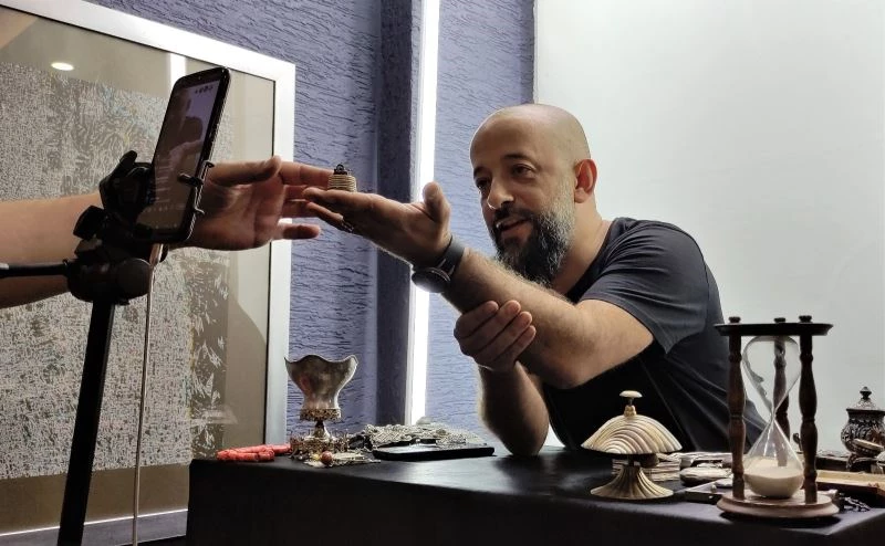 Artık mezatlar canlı yayınla yapılıyor
