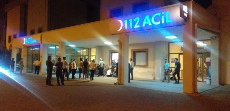 Maganda kurşunu düğünü kana buladı: 2 yaralı
