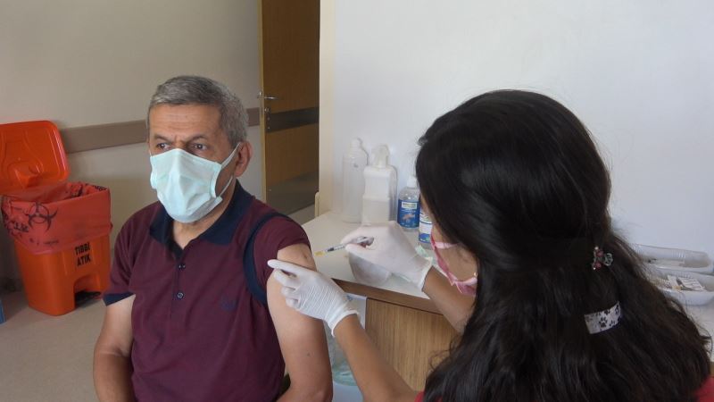 Edirne, Kırklareli ve Tekirdağ’da 2 milyon 595 bin 552 aşı vuruldu
