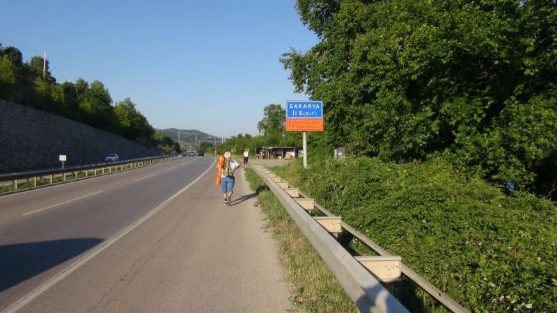 5 yıldır yürüyerek seyahat eden gezgin, “Ben hem tatil hem de spor amaçlı yürüyorum”
