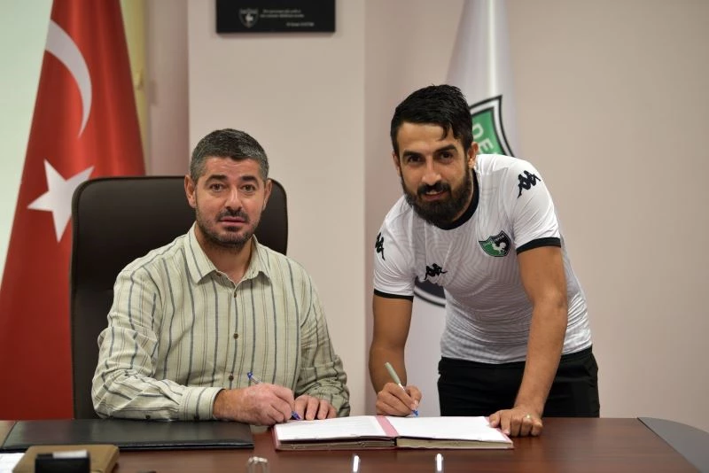Muğdat Çelik, Denizlispor’da
