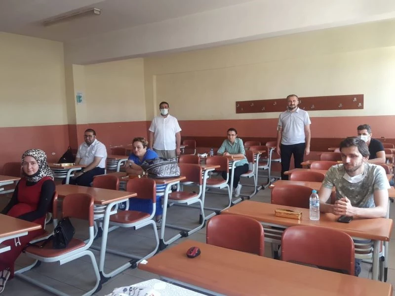 Aday memurlara moral
