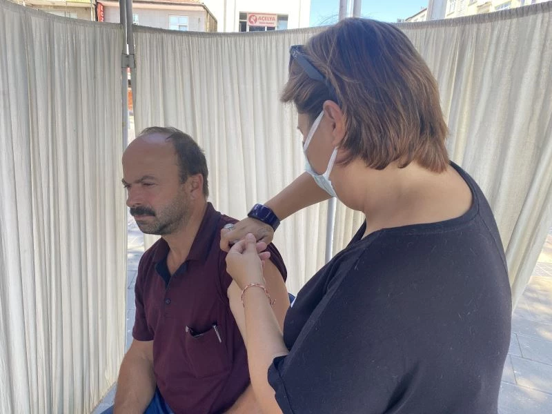 Düzce’de 430 bininci aşı yapıldı
