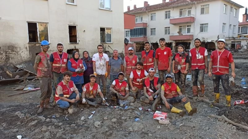 Genç Kızılay Bozkurt’tan kentten geri döndü
