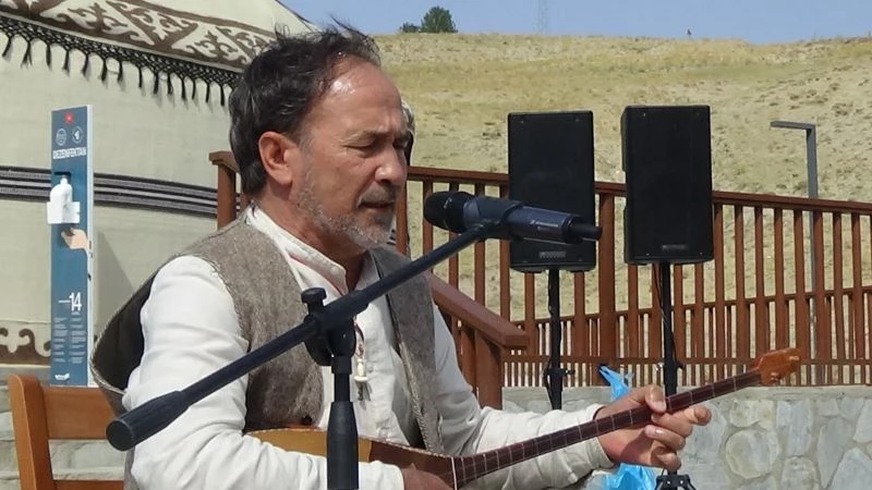 Kutlu zafer etkinliğinde Sultanbekov rüzgarı
