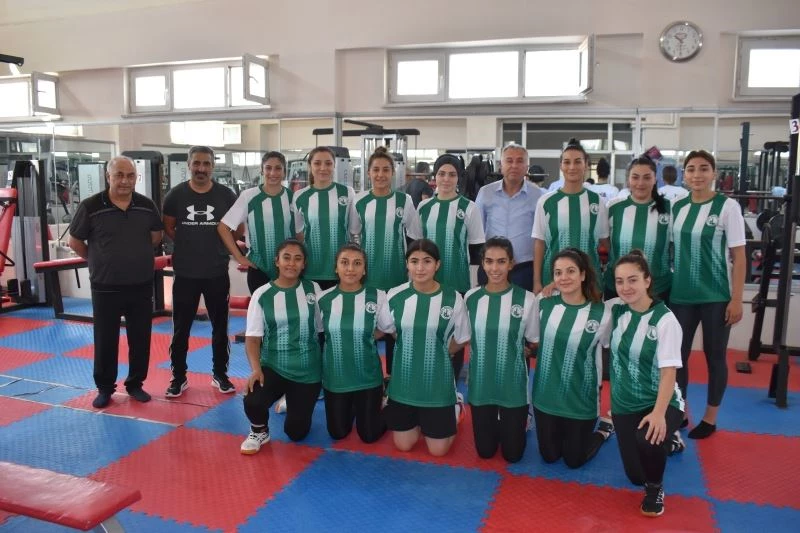 Sivas Belediyespor Hentbol Takımı idmanlara başladı
