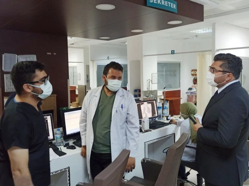 İl Sağlık Müdürü Bulut Acil Serviste incelemelerde bulundu
