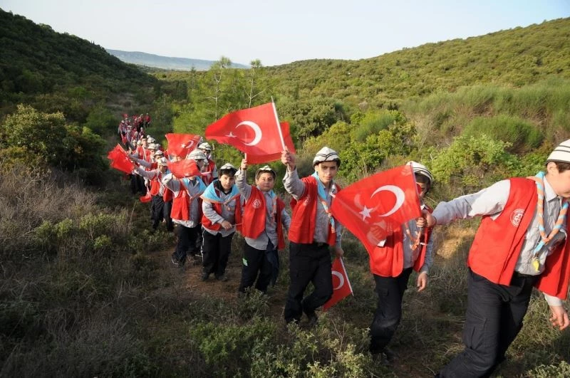 Mamaklı gençler izci oluyor
