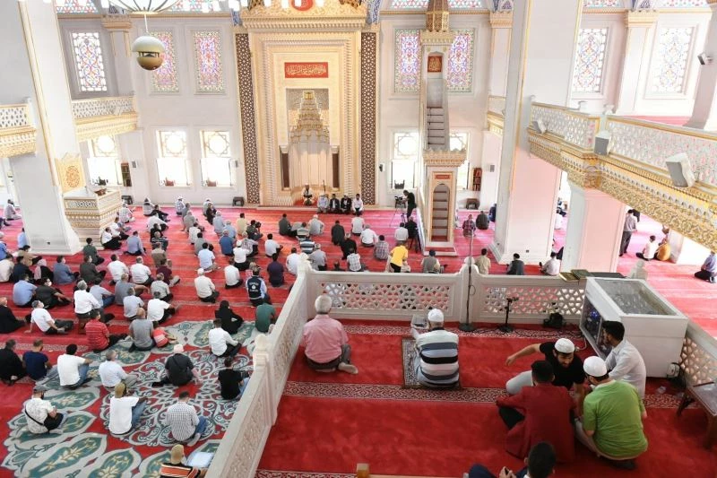 Doğal afetlerde hayatını kaybedenler için mevlit okutuldu
