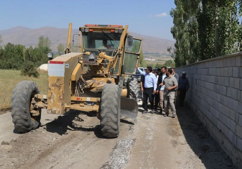 Genel Sekreter Çelikel ilçelerde yapılan çalışmaları denetledi
