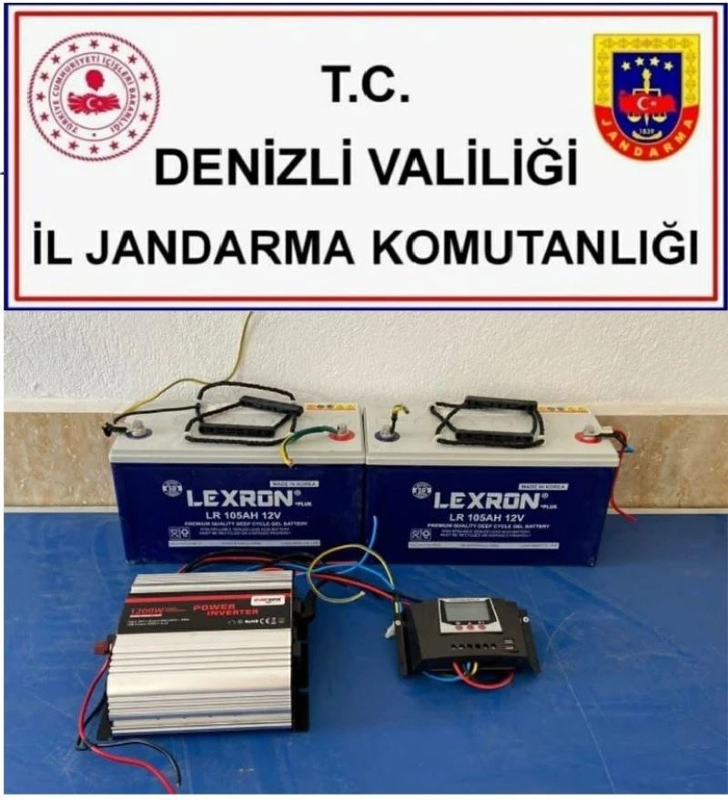 Evine hırsız girdiğini sabah jandarmadan öğrendi
