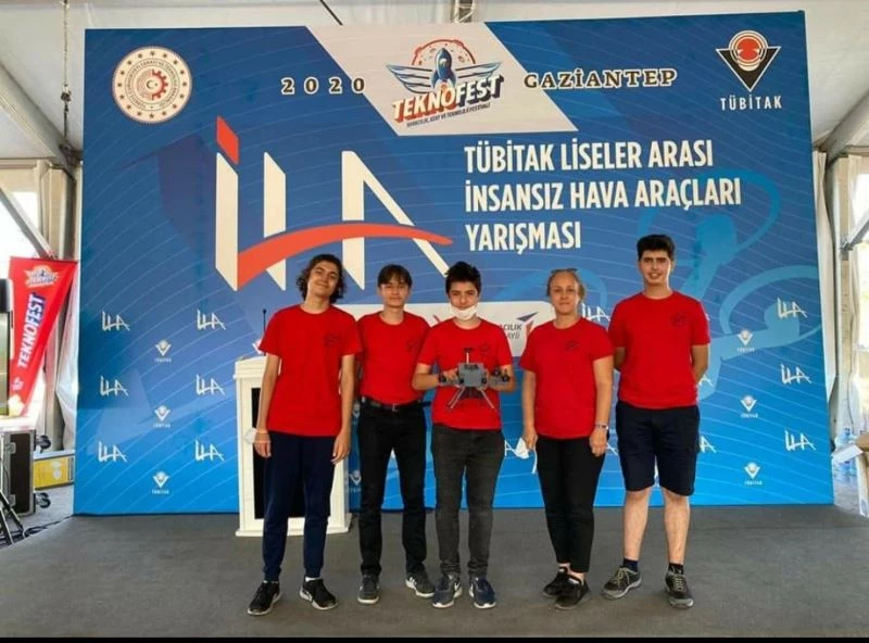 Çorlulu lise öğrencilerinin başarısı
