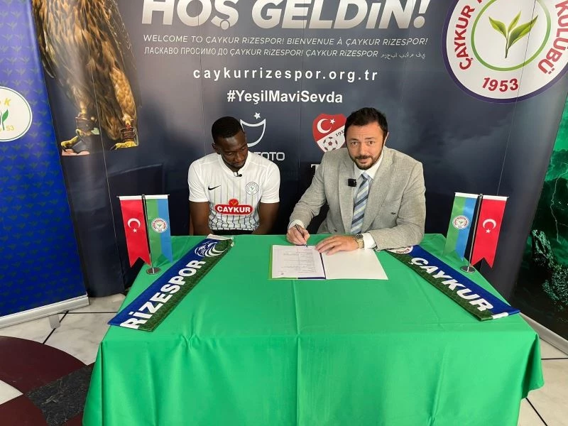 Çaykur Rizespor, Yannick Bolasie transferini duyurdu

