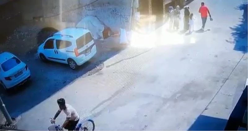 (Özel) Bisikletli kapkaççı dövmesinden yakalandı
